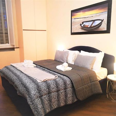 Trevi Nice Holiday - Luxury Apartment Róma Kültér fotó