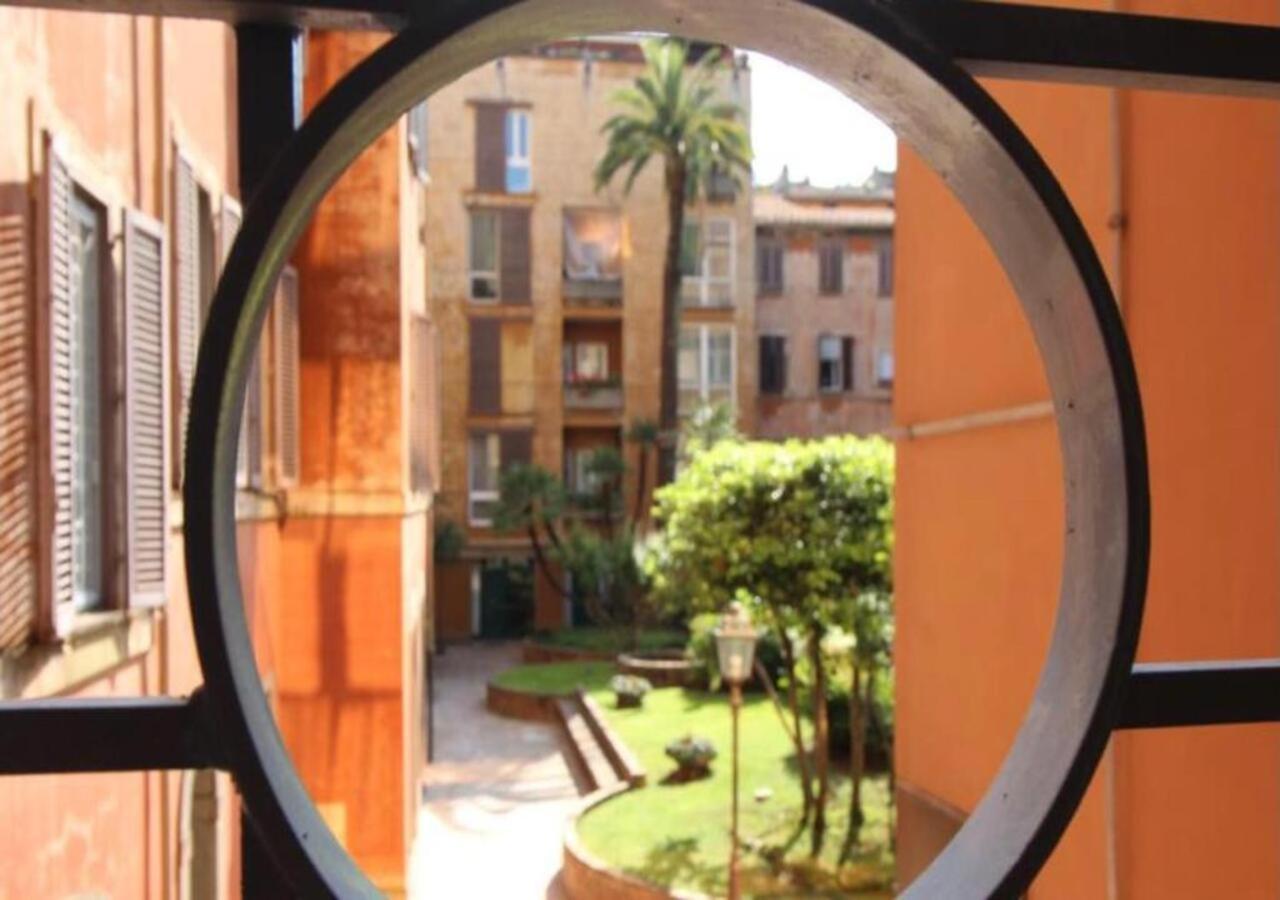 Trevi Nice Holiday - Luxury Apartment Róma Kültér fotó