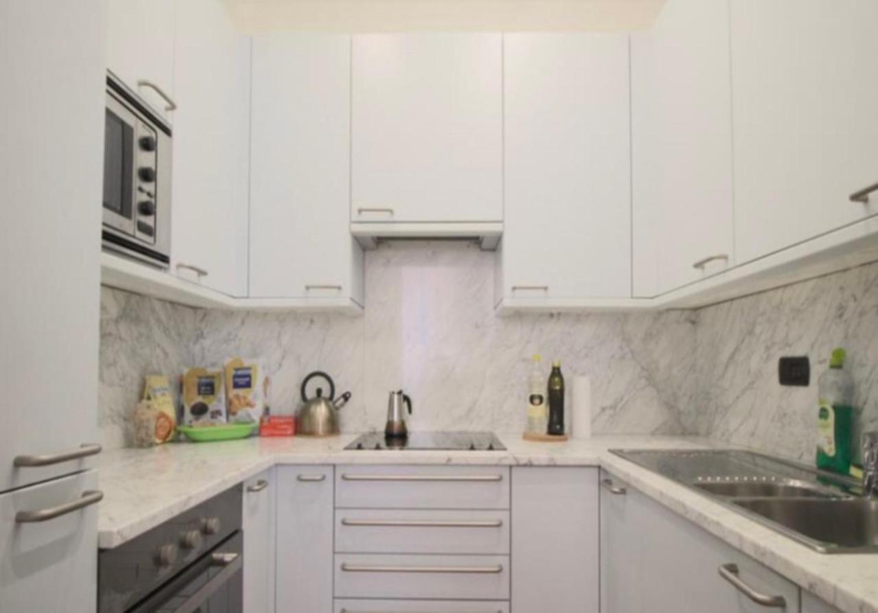 Trevi Nice Holiday - Luxury Apartment Róma Kültér fotó