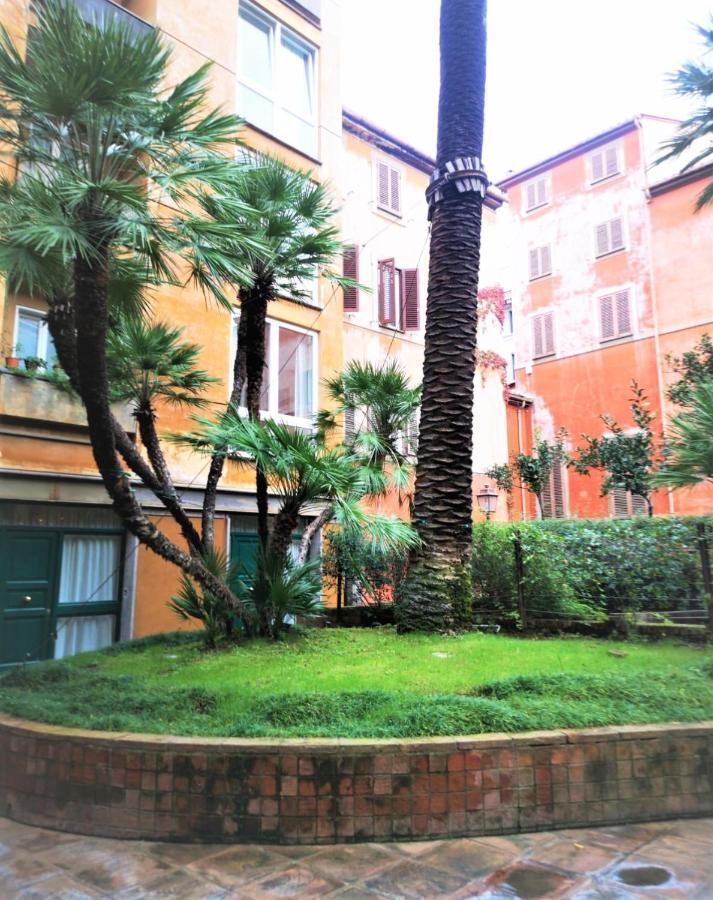 Trevi Nice Holiday - Luxury Apartment Róma Kültér fotó